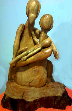 Catalan Craftsman Breathes New Life into Old Olive Tree Wood catalan-craftsman-breathes-new-life-into-old-olive-tree-wood